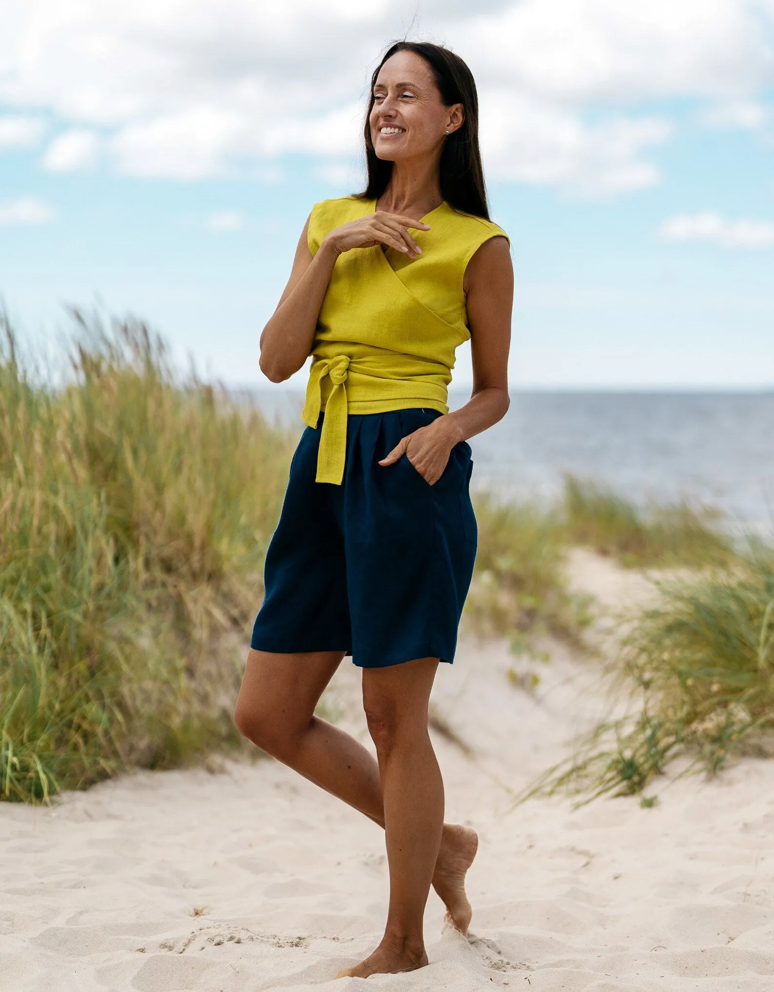 Linen Pleated Shorts BERGEN In Midnight Blue