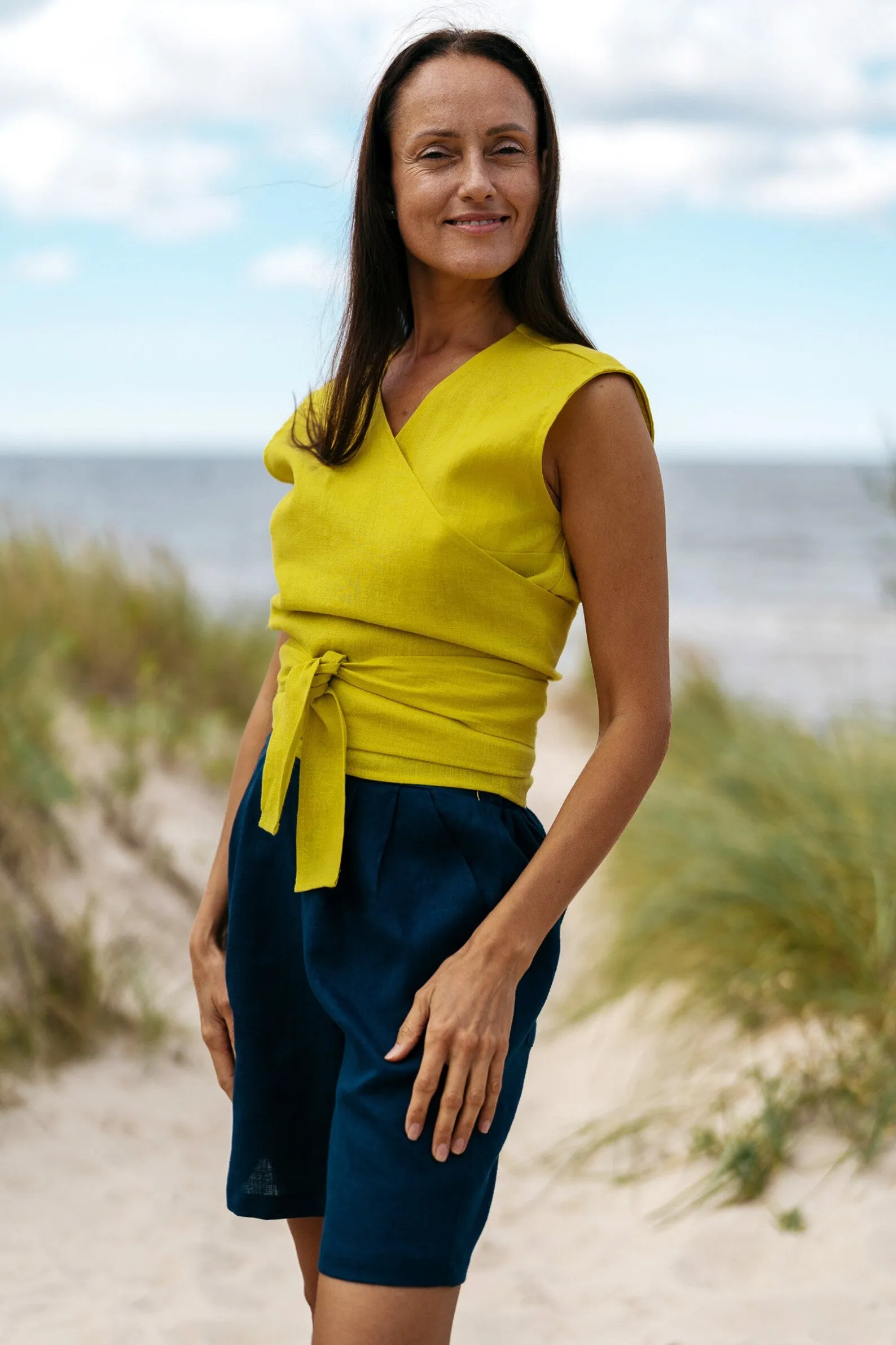 Linen Pleated Shorts BERGEN In Midnight Blue