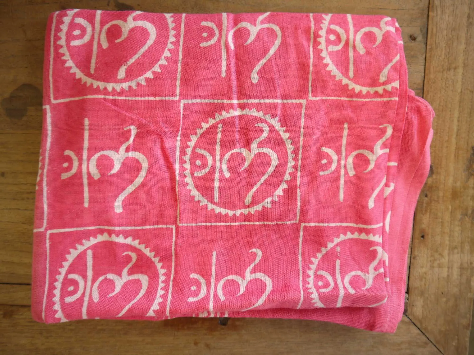 Om Sarong