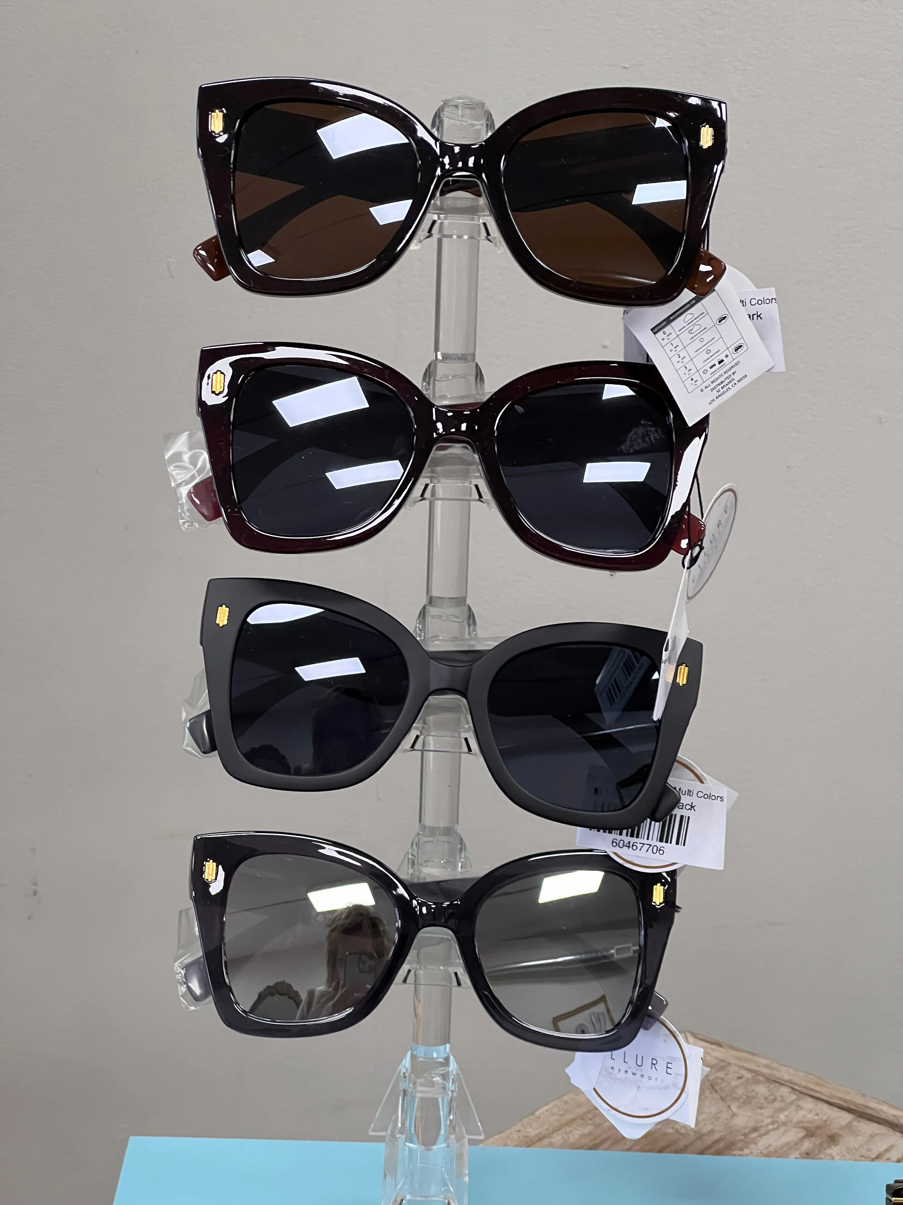 Vintaj Rae Sunglasses Multi Colors